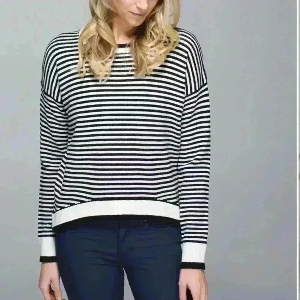 Lululemon Women’s Yogi Crew Sweater, Black/White Stripes
